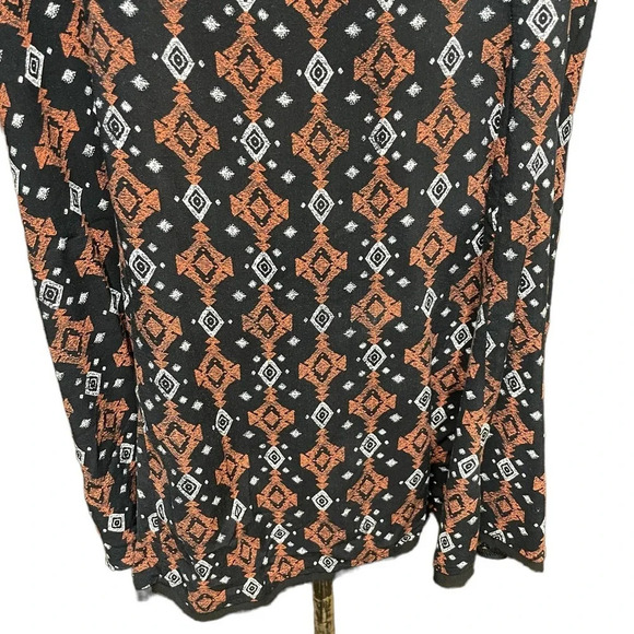 Torrid Geo Print Challis Tunic Top Black Orange Plus‎ Size 3X - Picture 11 of 13